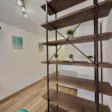 Modern With Terrace Within Walking Distance Of The Sea *
